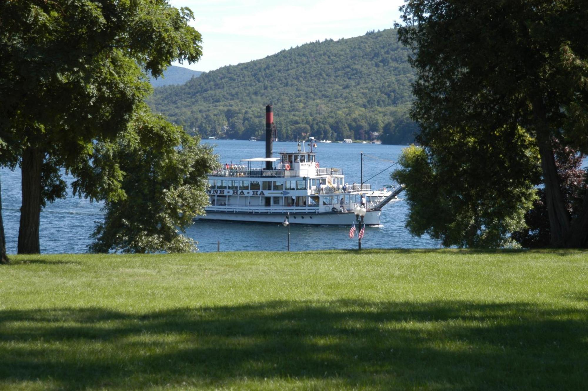 Fort William Henry Hotel Lake George Kültér fotó